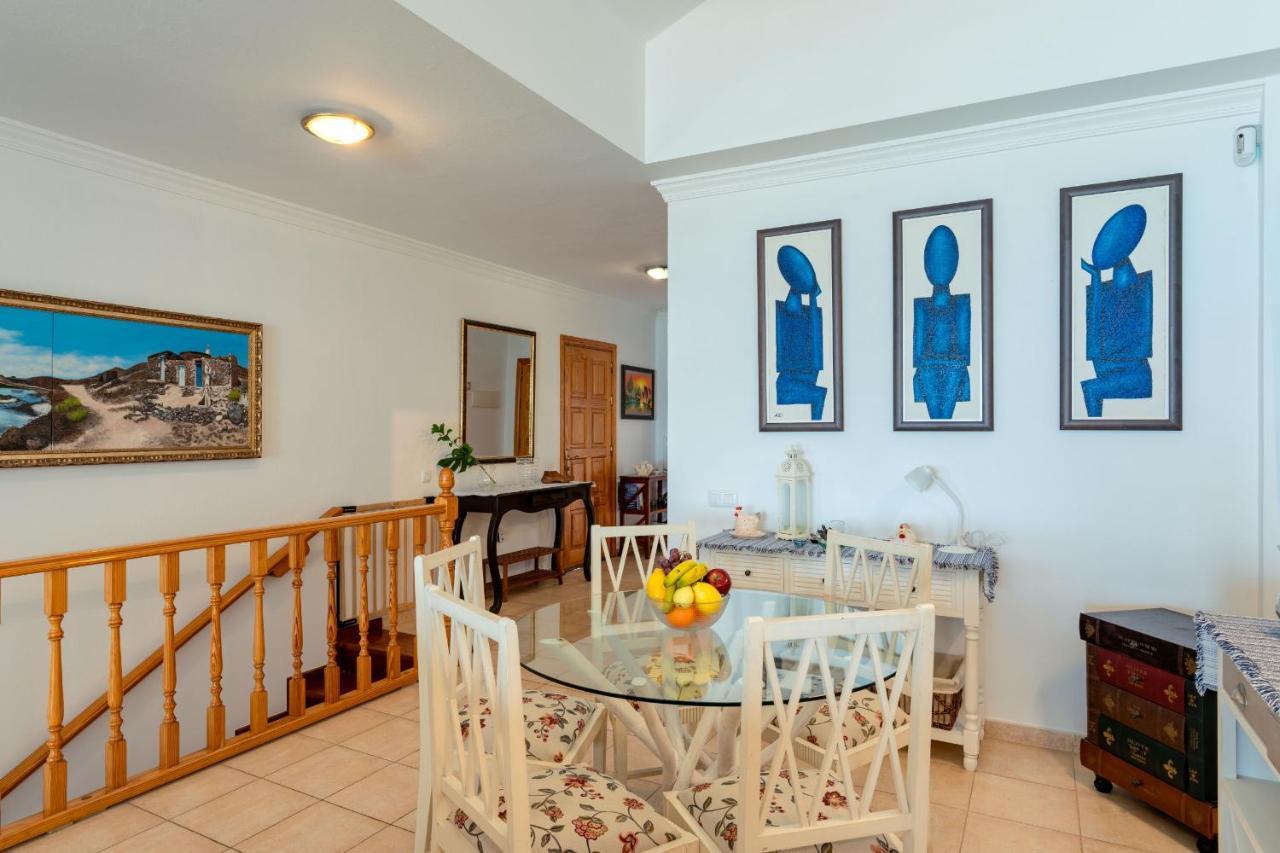 Villa Marina II Beachfront Corralejo By Holidays Home Exterior foto